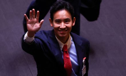 Pola Baru Korupsi Terbongkar: Keluarga, Kolega Jadi “Jembatan”