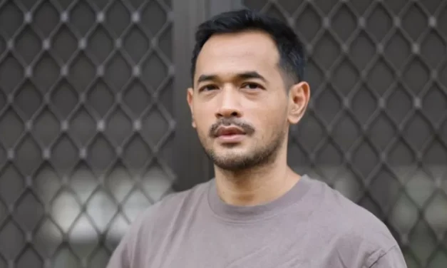 Tak Sekadar Curhat! Oka Antara: Honor Yang Belum Di Bayarkan
